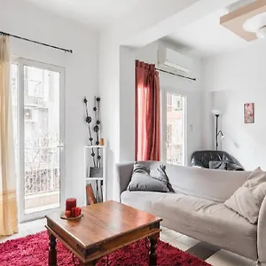  Apartment 2bd- Perfect Location With Square View Griechenland